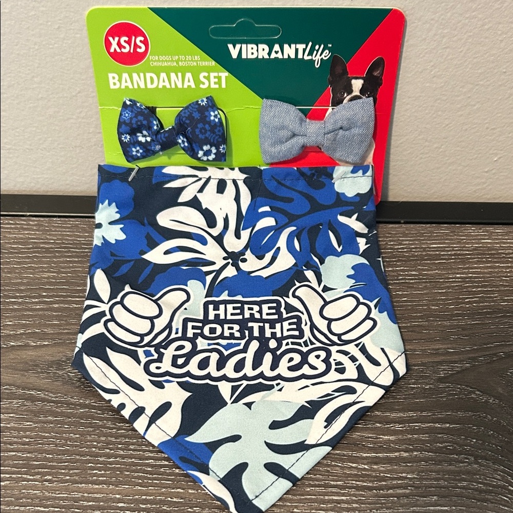 Bandana and Bow tie set size XS/ S NWT - Picture 2 of 5